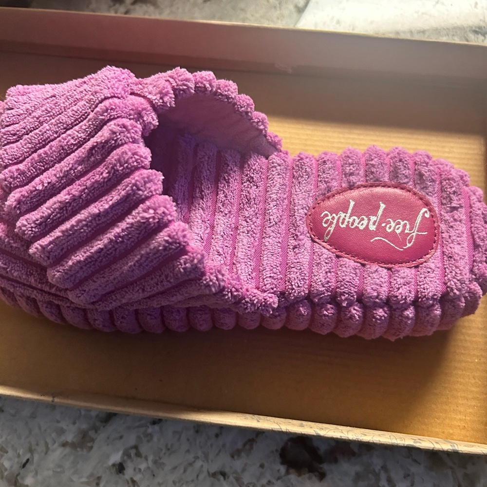 Free People orchid slip ons